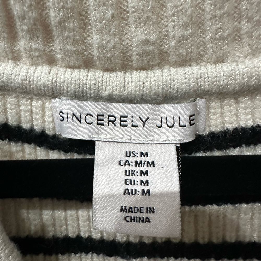 Sincerely Jules Black and Cream Striped V-Neck Sweater Vest size medium - Picture 3 of 6